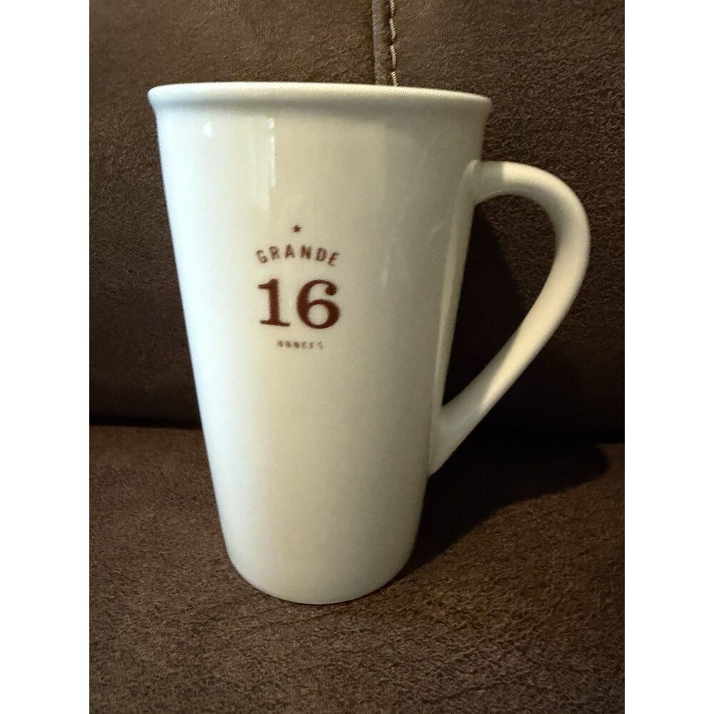 Starbucks Coffee Company 20oz Venti Mug 2010 White Ceramic Est. 1971